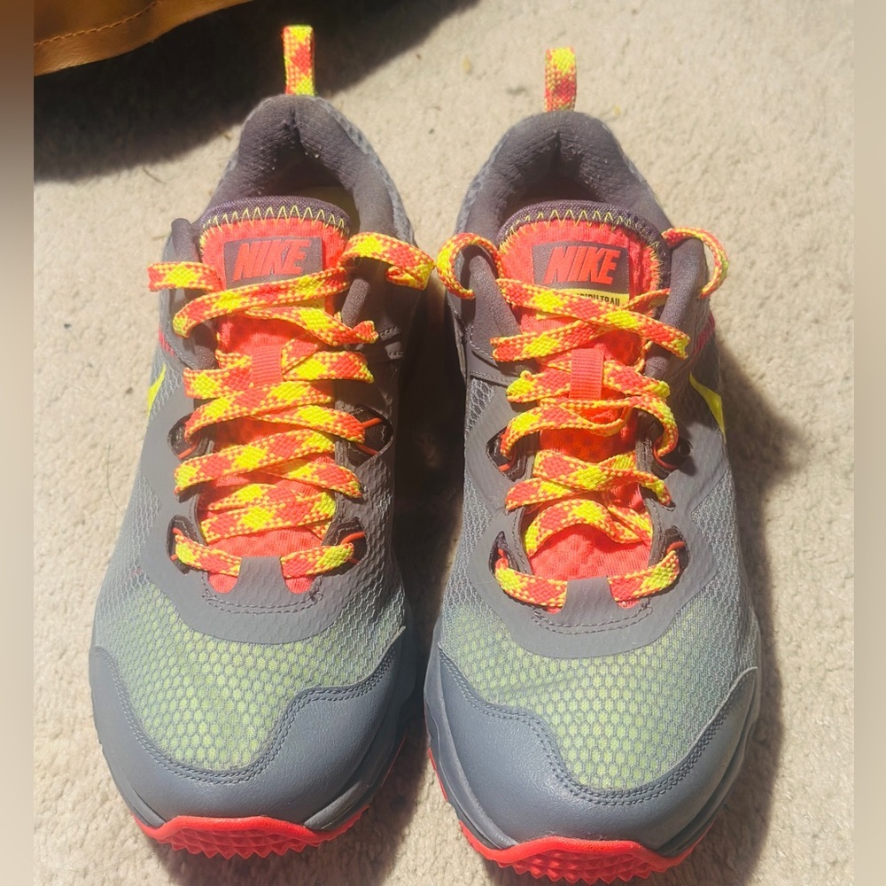 Nike Dual Fusion Trail 2 Women's Running Shoes Size 10